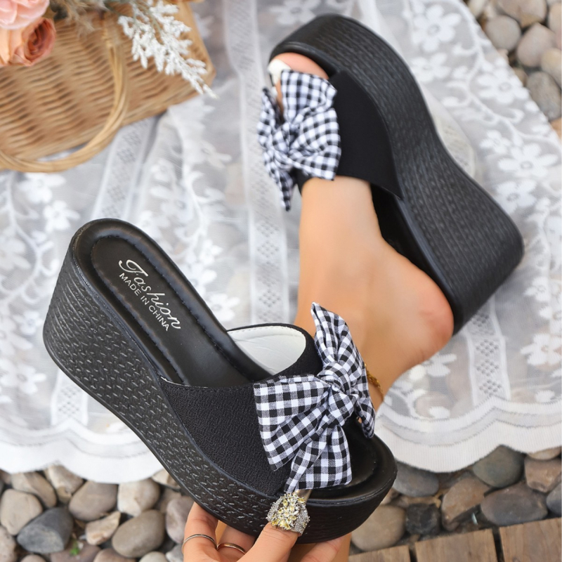 Letné nové dámske sandále s motýlikom a kvetinovým vzorom Houndstooth z roku 2025, ležérne, veľké veľkosti, továrenská dávka