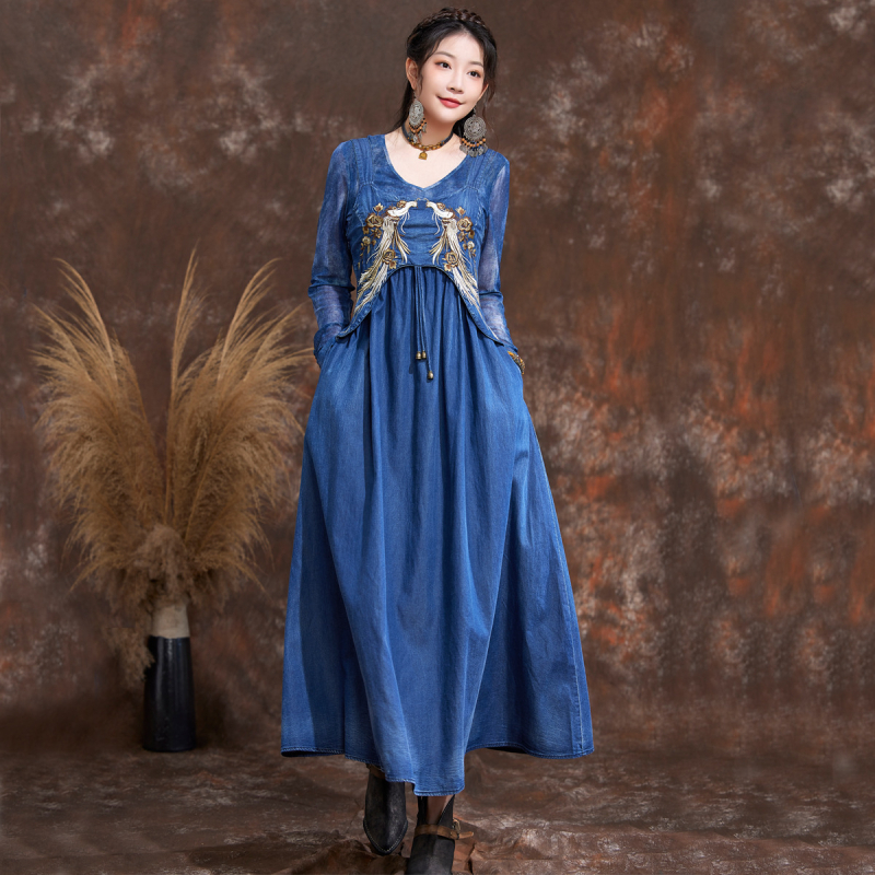 Jarné a letné nové dizajnové retro šaty s ramienkami, silnou výšivkou, golierom s jedným slovom, veľkými kyvadlovými šatami 82572