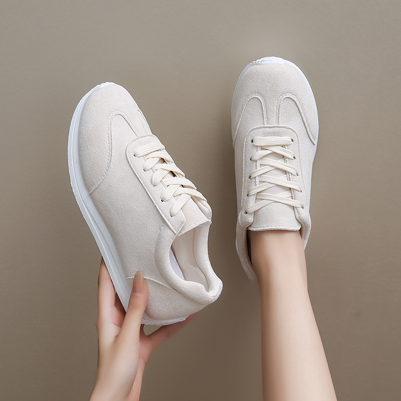 Prekogranične plus veličine 2025 Proljeće i jesen Nove ženske cipele Ženske cipele za boarding Studentske cipele Forrest Gump Bijele cipele plus veličine 414243