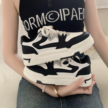 Ženske cipele na platformu za jesen 2024., nove crno-bijele studentske ležerne cipele s vezicama, okrugli vrh, sportske retro cipele za žene