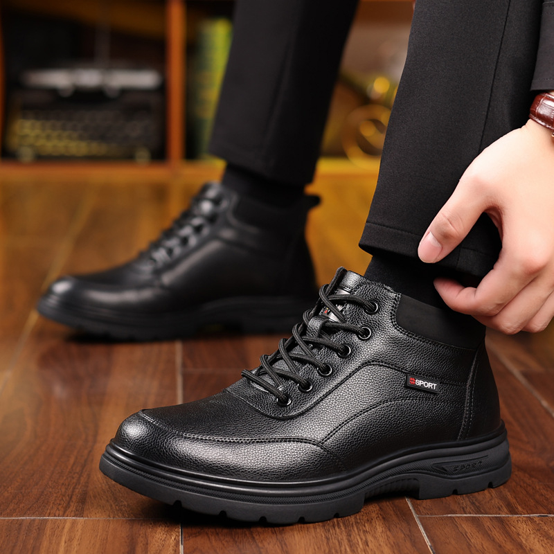 Meeste talvekingad Uued fliisvoodriga paksud soojad puuvillased kingad, moodsed vabaaja villast nahast kõrge säärega platvormiga lumesaapad