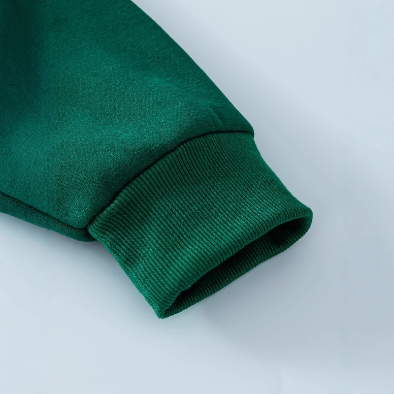 Tamnozeleno modno odijelo s kapuljačom i patentnim zatvaračem za dječake za jesen i zimu, tamnozelene boje