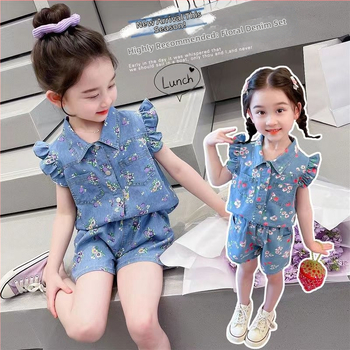 Κοριτσίστικο κοστούμι 2024 Νέο καλοκαιρινό φόρεμα για παιδιά, σετ δύο τεμαχίων, με κοντό μανίκι, λεπτό τζιν με φλοράλ σχέδια, για μωρά κορίτσια, σετ δύο τεμαχίων