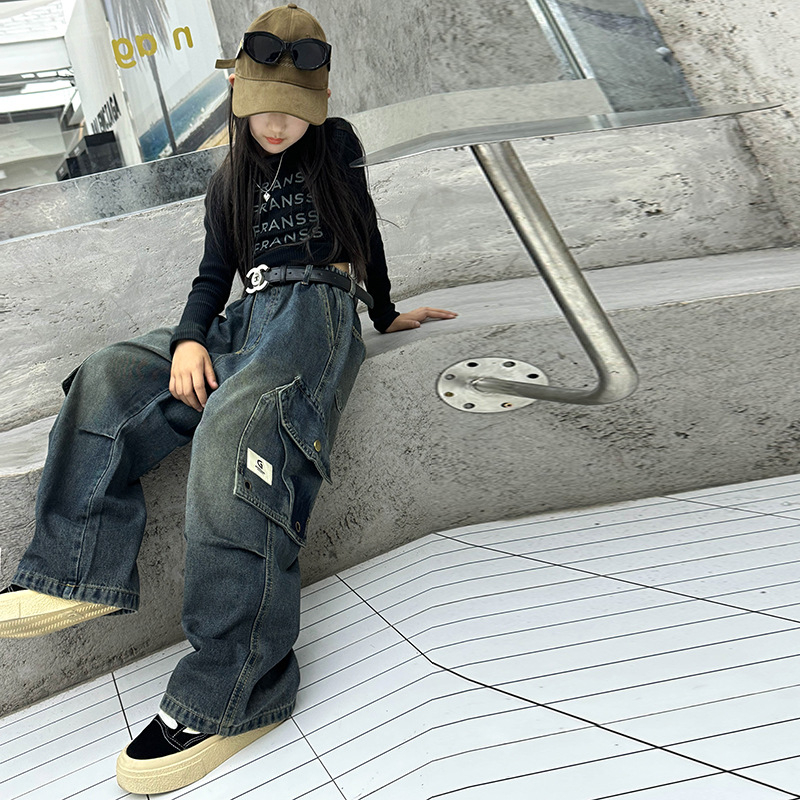 Дънки за момичета, пролет и есен 2025, нов стил, среден и голям размер, детски интернет знаменитости, широки улични работни панталони, широки крачоли, многослойни джобове