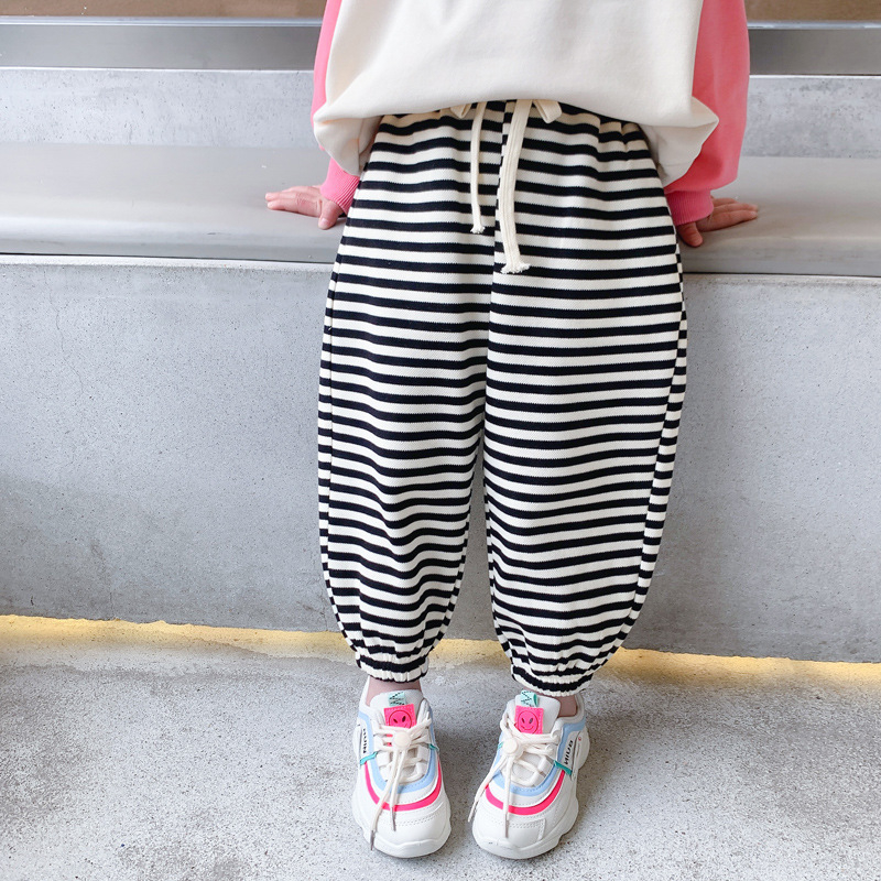 Момичешки панталони Пролетно-есенно връхно облекло 2025 Ново пролетно детско облекло Стил Раирани летни спортни панталони Ежедневни спортни панталони