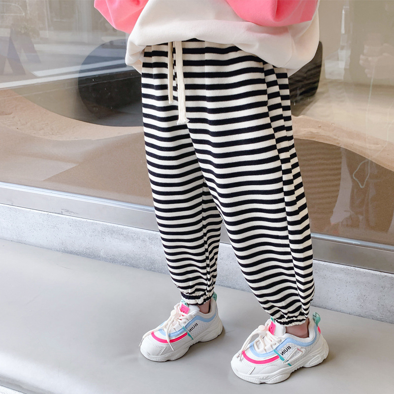 Момичешки панталони Пролетно-есенно връхно облекло 2025 Ново пролетно детско облекло Стил Раирани летни спортни панталони Ежедневни спортни панталони