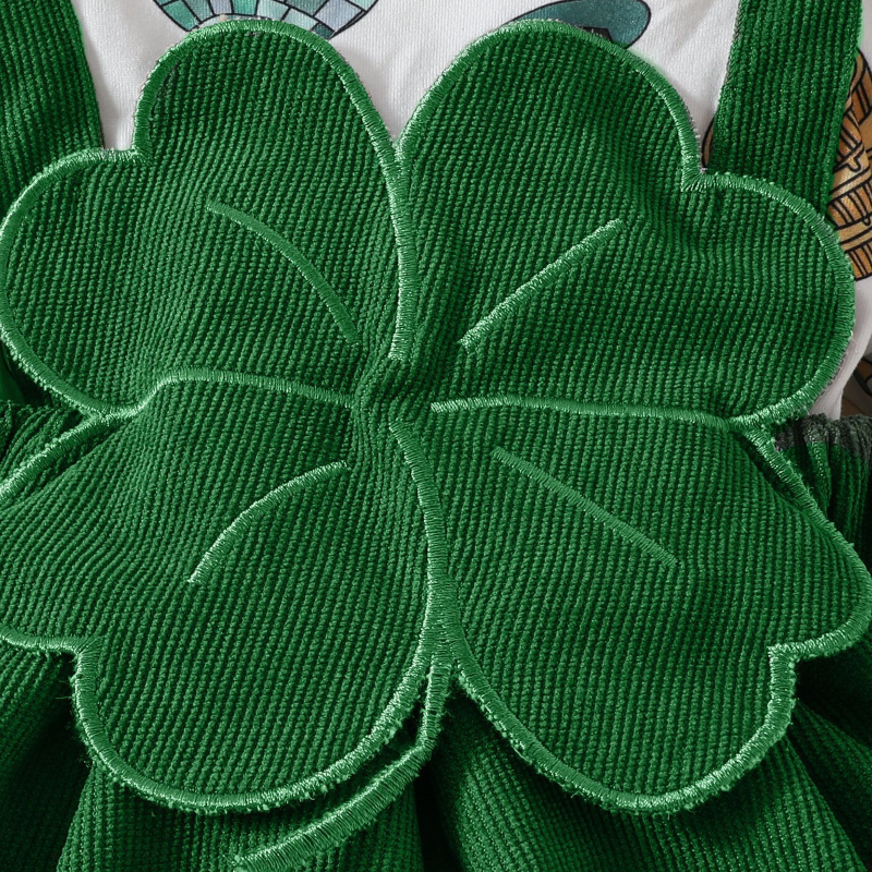 Euroopa ja Ameerika armas vastsündinud tüdruk ristik Zhang Zi Fei varrukaga võltsrihm pikkade varrukatega kolmnurksed mütsid roheline seelik juuksepahvel