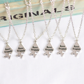 Fabriko didmeninė prekyba gero draugo serijos šešių žiedlapių siuvinėjimu penkiakampės žvaigždės formos merginos gero draugo karoliai, pakabukas moterims, banga