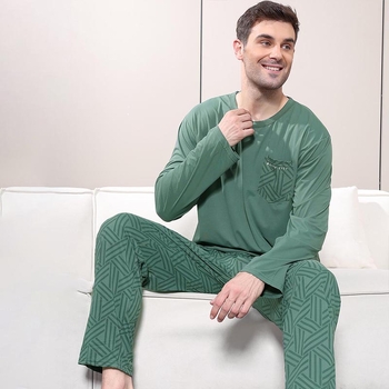 [Pārrobežu ekskluzīvi] 2025. gada pavasara un rudens jaunās garās piedurknes vīriešu pidžamas ar apkakli, plus izmēra kokvilnas imitācijas piena zīda mājas apģērbs