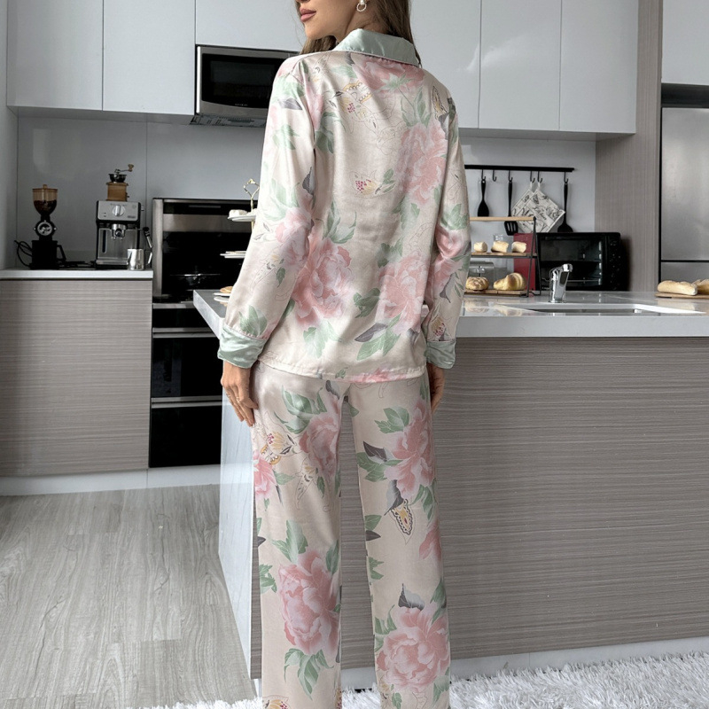 Prekogranični izvor 2024 novi nacionalni stil svilenih hlača dugih rukava, kardigan s cvjetnim uzorkom, može se nositi izvan kuće, odjeća i odijelo