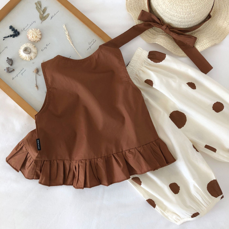Dievčenský kostým 2025 Letné nové detské tričko bez rukávov v kórejskom štýle pre bábiky s polo bodkami a širokými nohavicami, dvojdielna súprava, klobúk zadarmo