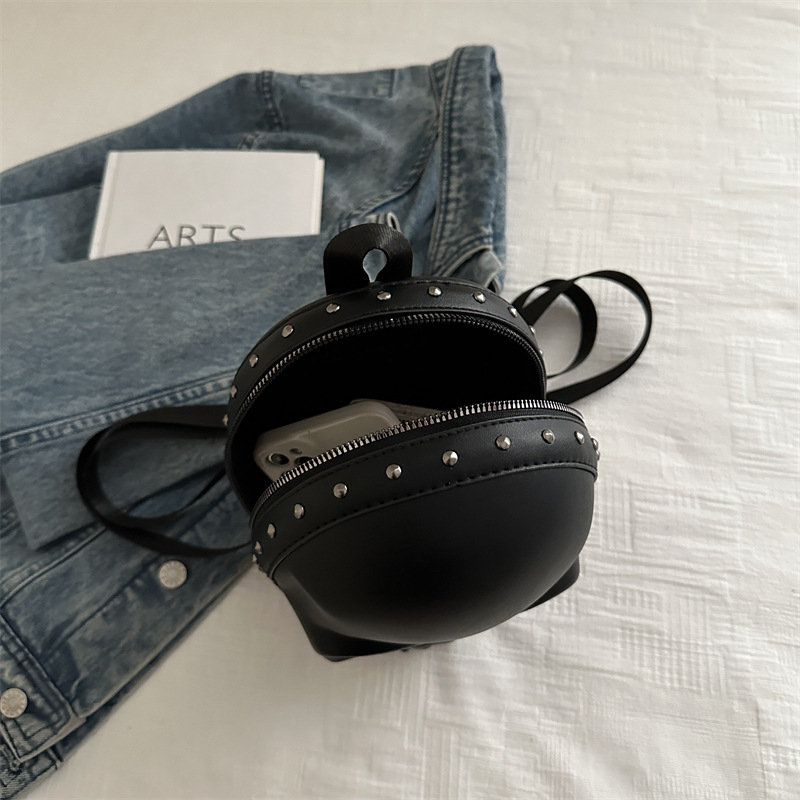 Osobna mala torba s lubanjem, ženska, novi stil, dvostruko rame, ležerna torba s 3D dizajnom lubanje, s lancem i trakama, 2024.