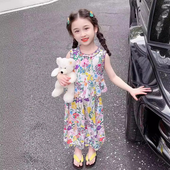 Trendovski cvjetni komplet za djevojčice za ljeto 2025., novi korejski čipkasti top bez rukava i široke hlače, dvodijelni set