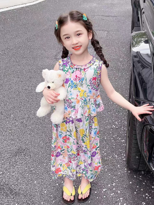 Trendovski cvjetni komplet za djevojčice za ljeto 2025., novi korejski čipkasti top bez rukava i široke hlače, dvodijelni set