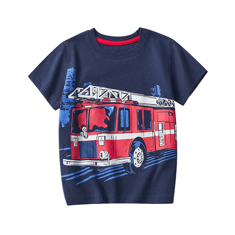 Европейски и американски детски дрехи с къс ръкав 2025 детска тениска за момче с карикатура на пожарна кола, модел лято, половин ръкав, фабрика на едро