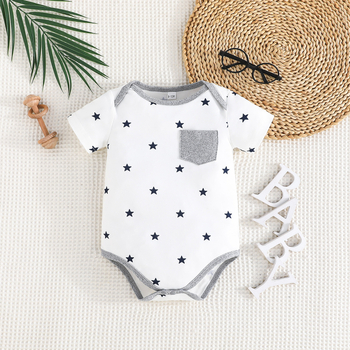 Piiriülene 2025. aasta meessoost beebi tähekujulise triibuga armas ronimisülikonna kott peeruülikond suvine igapäevane vabaaja uus 3-osaline komplekt