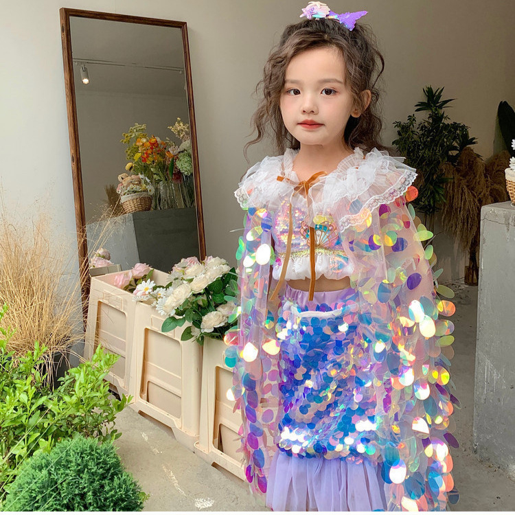 INS Saldētas meitenes fliteru Helovīna bērnu šalle ar plānu pludmales apmetni, mazās princeses saules aizsargsietu