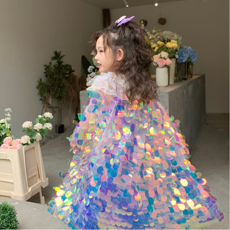 INS Saldētas meitenes fliteru Helovīna bērnu šalle ar plānu pludmales apmetni, mazās princeses saules aizsargsietu