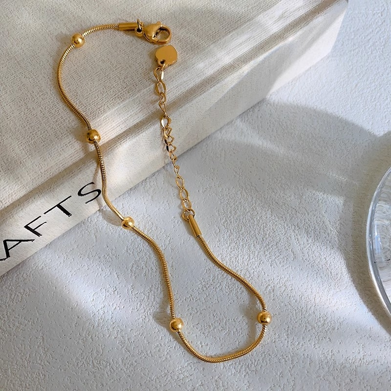 Laimingų karoliukų moteriškas 2023 m. naujas, madingas, seksualus, nišinis, pailgintas čiurnos papuošalas. Aukštos kokybės.