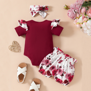 Σετ τριών τεμαχίων σορτς Harper με κοντά μανίκια και τρίγωνο φιόγκο με γράμμα \