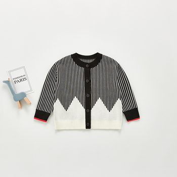 ins2020 Jesenski muški pleteni džemper za bebe, korejski crtani kardigan, muški džemper za 100 dana