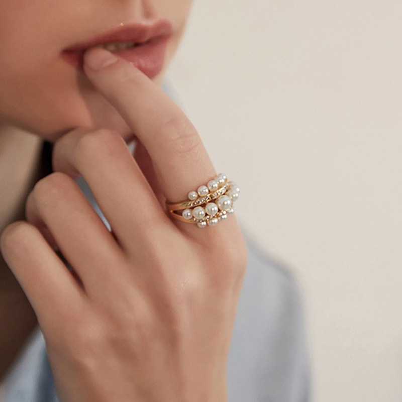 Europietiškos ir amerikietiškos mados universalus perlų žiedas, moteriškos asmenybės nišinis dizainas, pažangus šalto stiliaus temperamento atviras žiedas