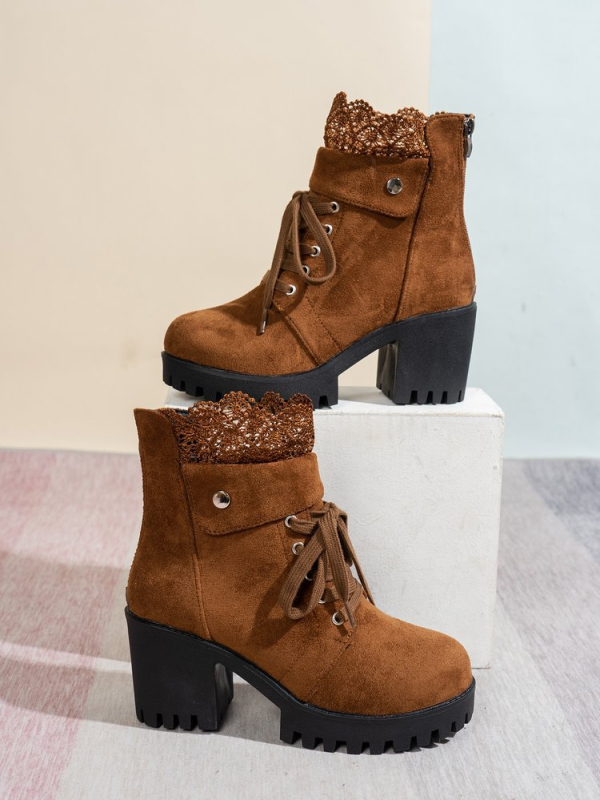 Jeseň a zima 2024 Kórejská verzia dámskych krátkych čižiem plus size, okrúhle, hrubé, na zips, čipkované, veľkoobchodné topánky Martin