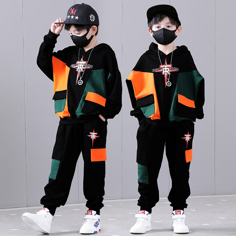 Jesensko odijelo za dječake 2024. Nova moderna dječja majica srednje i velike veličine, lijepa i moderna personalizirana sportska majica dugih rukava, moderna korejska verzija