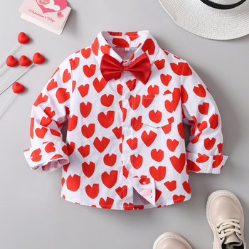 2025. aasta uus piiriülene kevad-suvise stiiliga poiste punane armastuseprindiga pikkade varrukatega särk