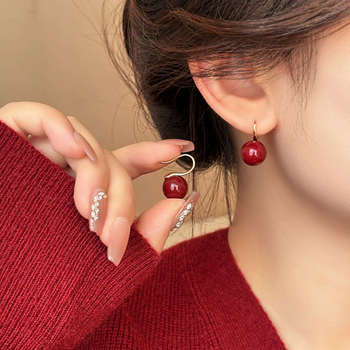 Perlų auskarai, perlamutriniai auskarai, auskarai su kriauklelių karoliukais, madingi ir paprasto dizaino auskarai, lengvi, prabangūs tiesioginės transliacijos gamyklos didmeninė prekyba