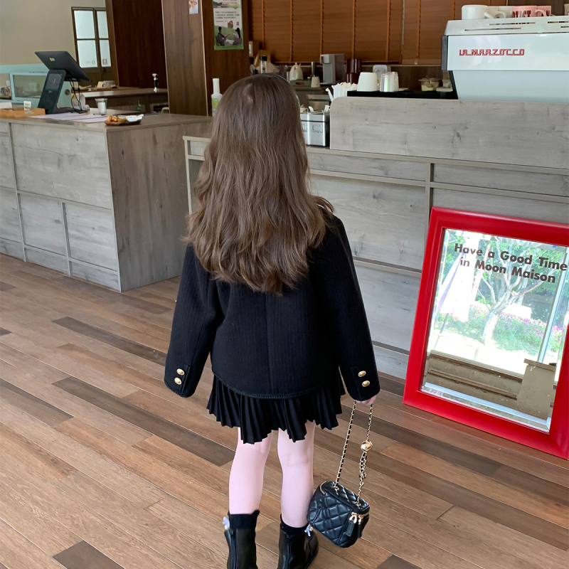 Jesen 2023. dječji kaput u Chanel stilu korejskog stila, srednje kratki kaput za djevojčice, mali zlatni top za bebe