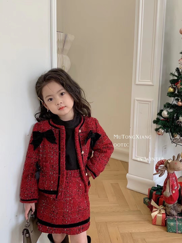 Djevojački elegantan i moderan sako u Chanel stilu, ležerno odijelo, zima 2025., novi stil, dvodijelni set s kariranom suknjom za djevojčice