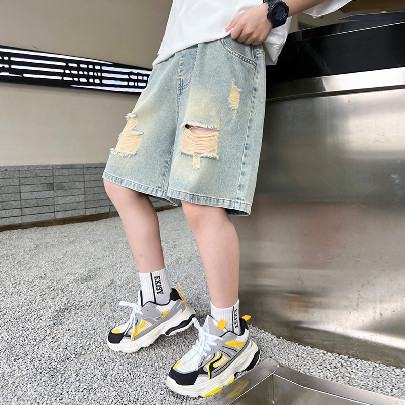 2024 nové letné detské nohavice tenké džínsy chlapčenské šortky v západnom štýle roztrhané nohavice nohavice zahraničného obchodu