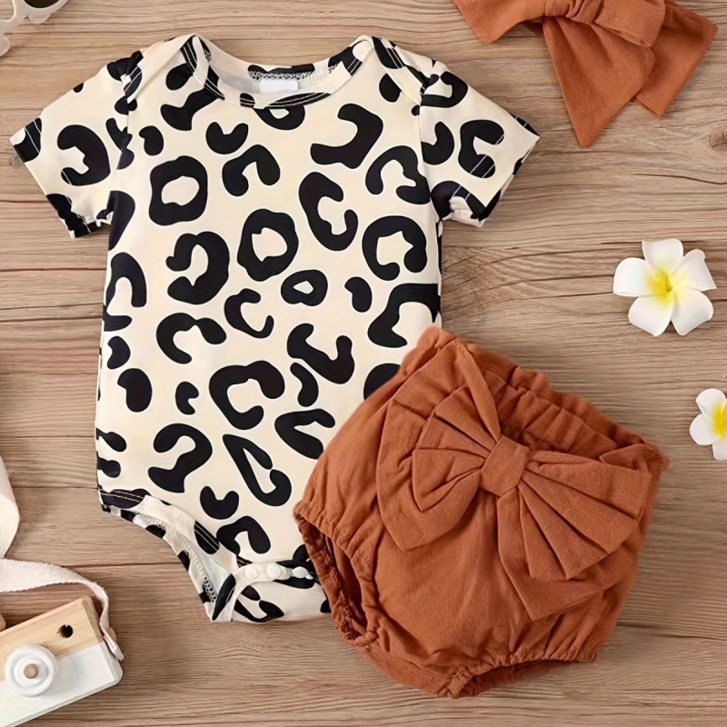 Letná sada s krátkym rukávom a leopardím vzorom pre novorodencov INS pre dievčatá, trojdielna súprava s krátkym rukávom a overalom