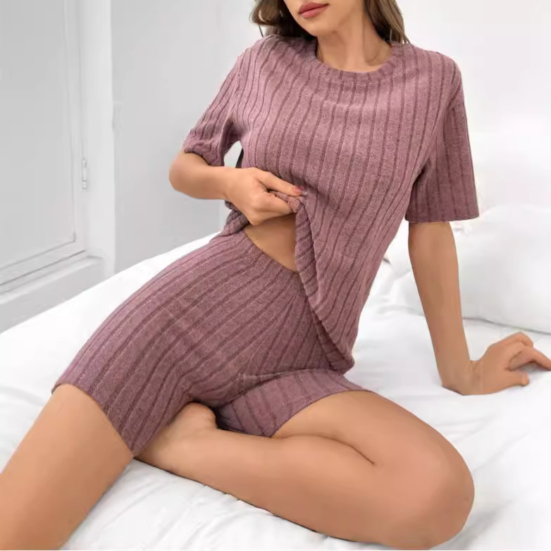 Dámske ležérne šortky s rebrovaným vzorom, pletený set z Európy a Ameriky z roku 2024, ležérny štýl, jednofarebný, ležérny štýl, voľnočasové oblečenie