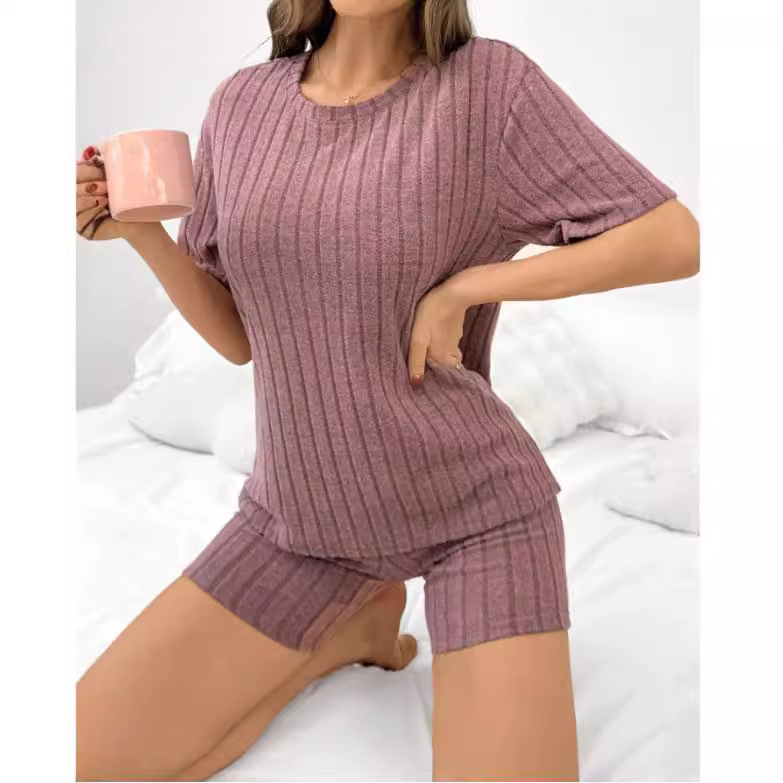 Dámske ležérne šortky s rebrovaným vzorom, pletený set z Európy a Ameriky z roku 2024, ležérny štýl, jednofarebný, ležérny štýl, voľnočasové oblečenie