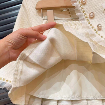 Jeseň 2024 Nový vstup, ľahký luxusný dievčenský kostým v zahraničnom štýle v štýle Chanel, dievčenský módny kabát, skladaná sukňa, dvojdielny