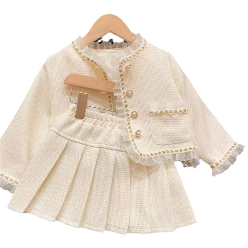 Jeseň 2024 Nový vstup, ľahký luxusný dievčenský kostým v zahraničnom štýle v štýle Chanel, dievčenský módny kabát, skladaná sukňa, dvojdielny