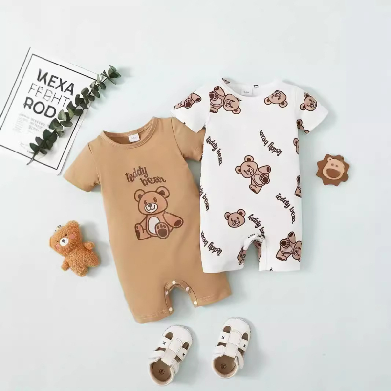 Detská letná súprava s krátkym rukávom a potlačou písmen s medvedíkom pre bábätká