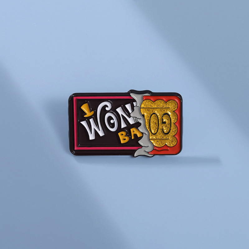 Zahraničný obchod nový filmový a televízny periférny zliatinový náter brošňa batoh kabát trendy cool univerzálny geometrický odznak malý darček