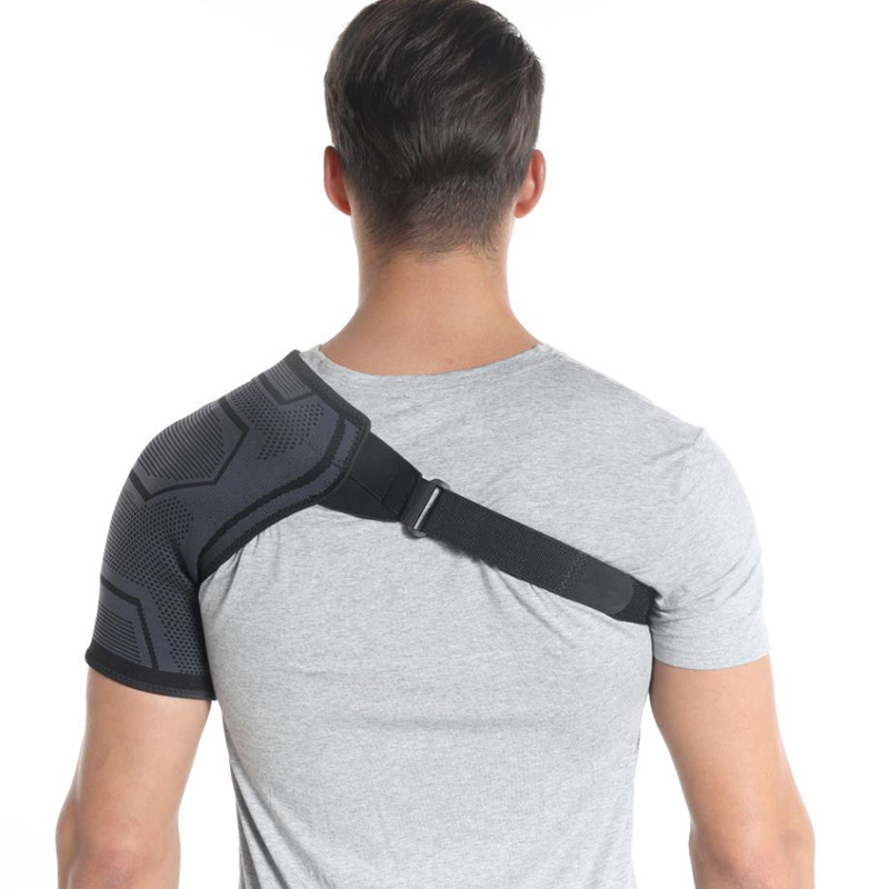 Sandėlyje yra dirželio slėgio pečių sportinių pečių apsauga vyrams ir moterims, reguliuojamas pečių dirželis suaugusiems, didmeninė prekyba