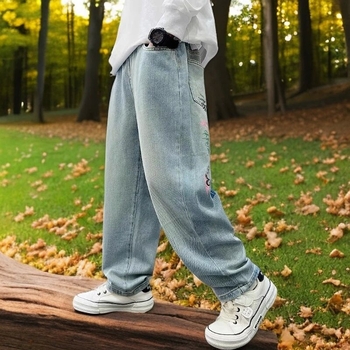 Kevadpoiste teksad 2025. aasta kevad- ja sügisuued plahvatused internetis. Populaarsed luksuslikud ilusad naiste keskmise ja suure suurusega tüdrukute teksad.