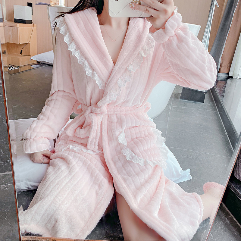 Ženska spavaćica od koraljnog flisa za jesen i zimu, dugi, zadebljani, s flis podstavom, flanelski ogrtač, zimska pidžama za kućnu upotrebu W6001# Roza