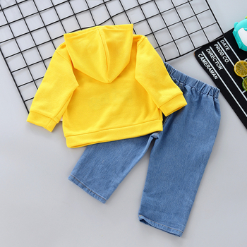 Νέο ανοιξιάτικο και φθινοπωρινό ολόσωμο φόρεμα με μακριά μανίκια για αγόρια, σετ δύο τεμαχίων με τζιν και κουκούλα, κορεάτικο στυλ, μοντέρνο, για αγόρια