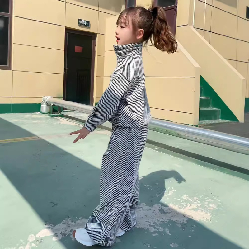 Dječja odjeća za djevojčice Proljeće i jesen 2025 Novi dječji dvodijelni sportski set za djevojčice srednje i velike veličine