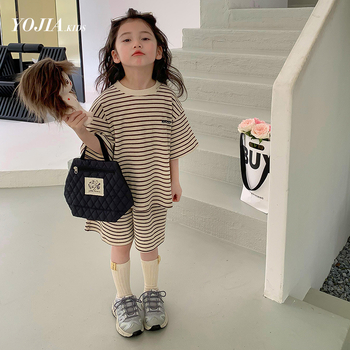 Αθλητικό Φόρμα Κοριτσιών Καλοκαίρι 2023 Νέο Στυλ Casual Παιδικά Ρούχα για Κορίτσια Ριγέ Κοντό Μανίκι Παιδικό Σετ Δύο Τεμαχίων