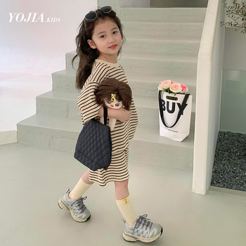 Αθλητικό Φόρμα Κοριτσιών Καλοκαίρι 2023 Νέο Στυλ Casual Παιδικά Ρούχα για Κορίτσια Ριγέ Κοντό Μανίκι Παιδικό Σετ Δύο Τεμαχίων