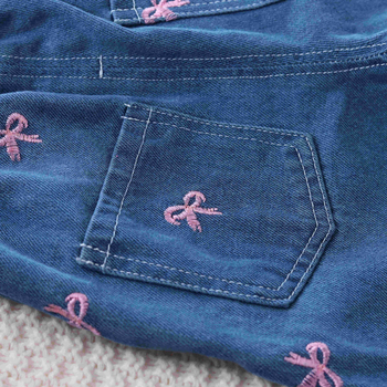 Kevad- ja sügisesed tüdrukute sinised moe vabaaja Korea stiilis laia säärega tikandiga roosad liblikteksad