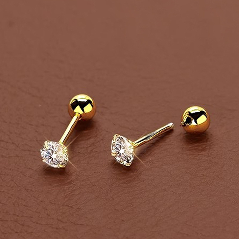 Moodsad lihtsad läikivad kullast roostevabast terasest inkrusteeritud valged tsirkoonist kõrvarõngad naistele