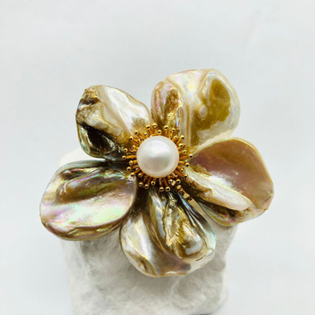 Svijetlosmeđa školjkasta broš s pet latica cvijeta za žene, jednostavna modna korsaž, ručno namotana, tkana tvornica veleprodaja